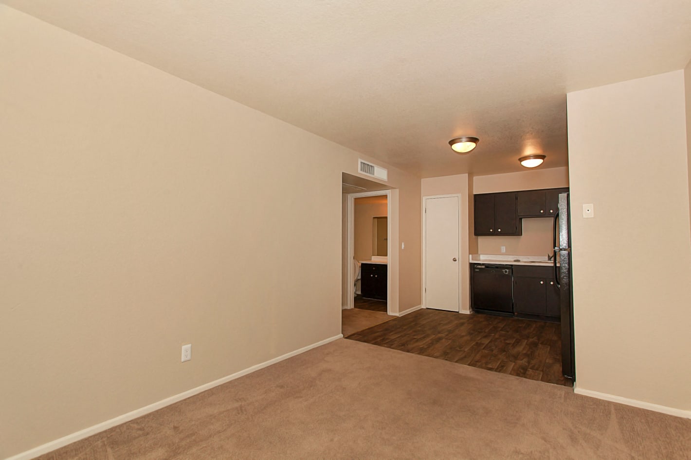 Photos and Video Williams Gateway Apartments Gilbert, AZ